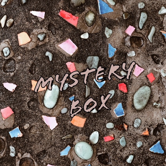 Shoes - 📦 STREETWEAR LOT mystery lucky box